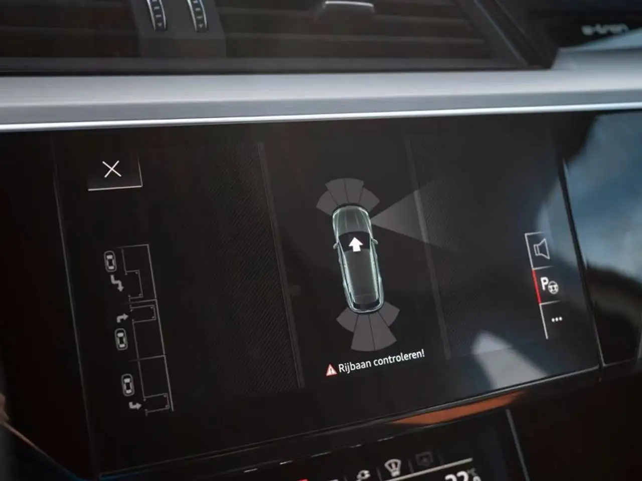 Audi Q8 e-tron 50 quattro Advanced — معرض صور السيارة 23