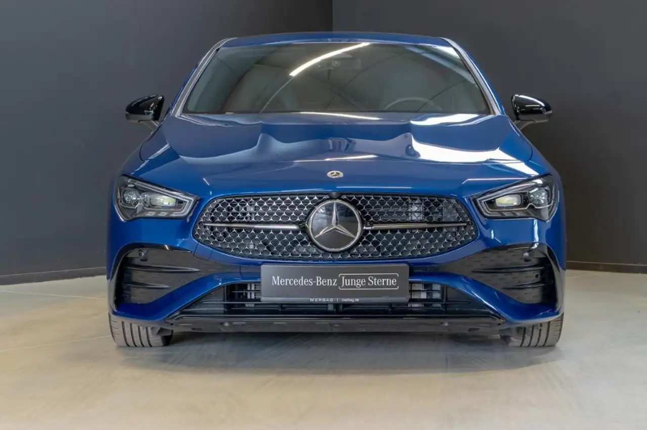 Mercedes-Benz CLA 220 4MATIC Coupé * — Vehicle gallery 2