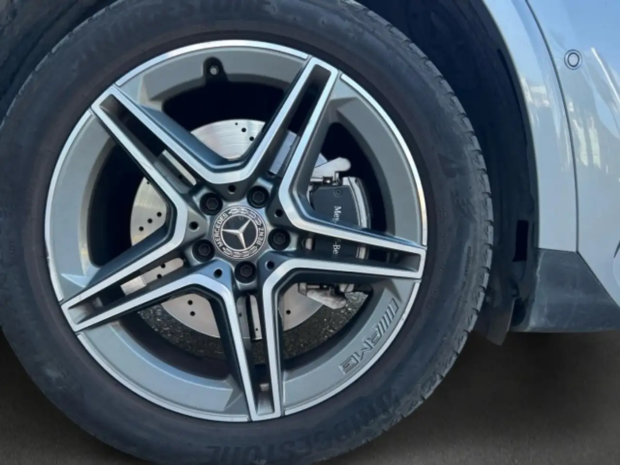 Mercedes-Benz GLA 250 -CLASS E AMG LINE — معرض صور السيارة 5