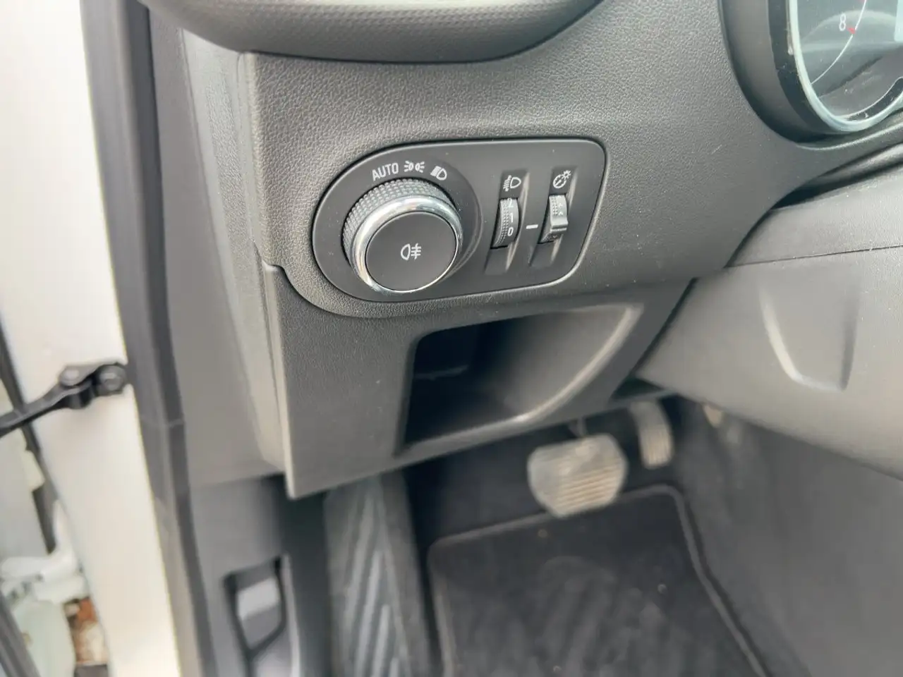 Opel Crossland *NAV+Allwet*+PDC+Sitzhei*+BFScheibe* — Galerie du véhicule 16