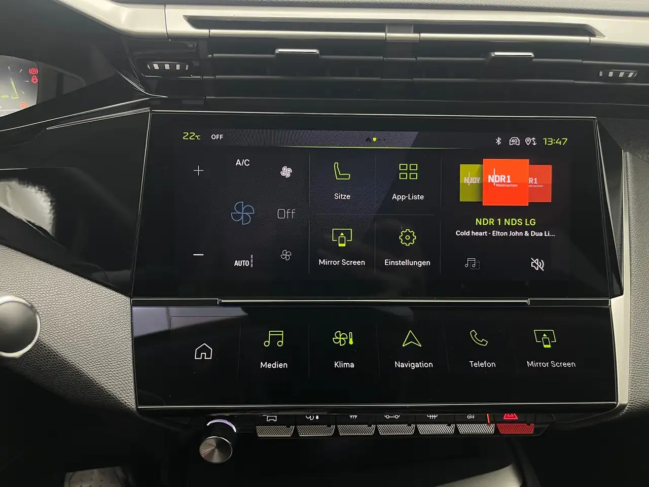 Peugeot 308 Allure LED*CARPLAY*360°KAM*ACC*LANE* — معرض صور السيارة 21