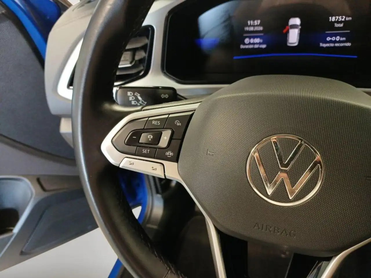 Volkswagen T-Roc 1.5 TSI Life 110KW — معرض صور السيارة 11