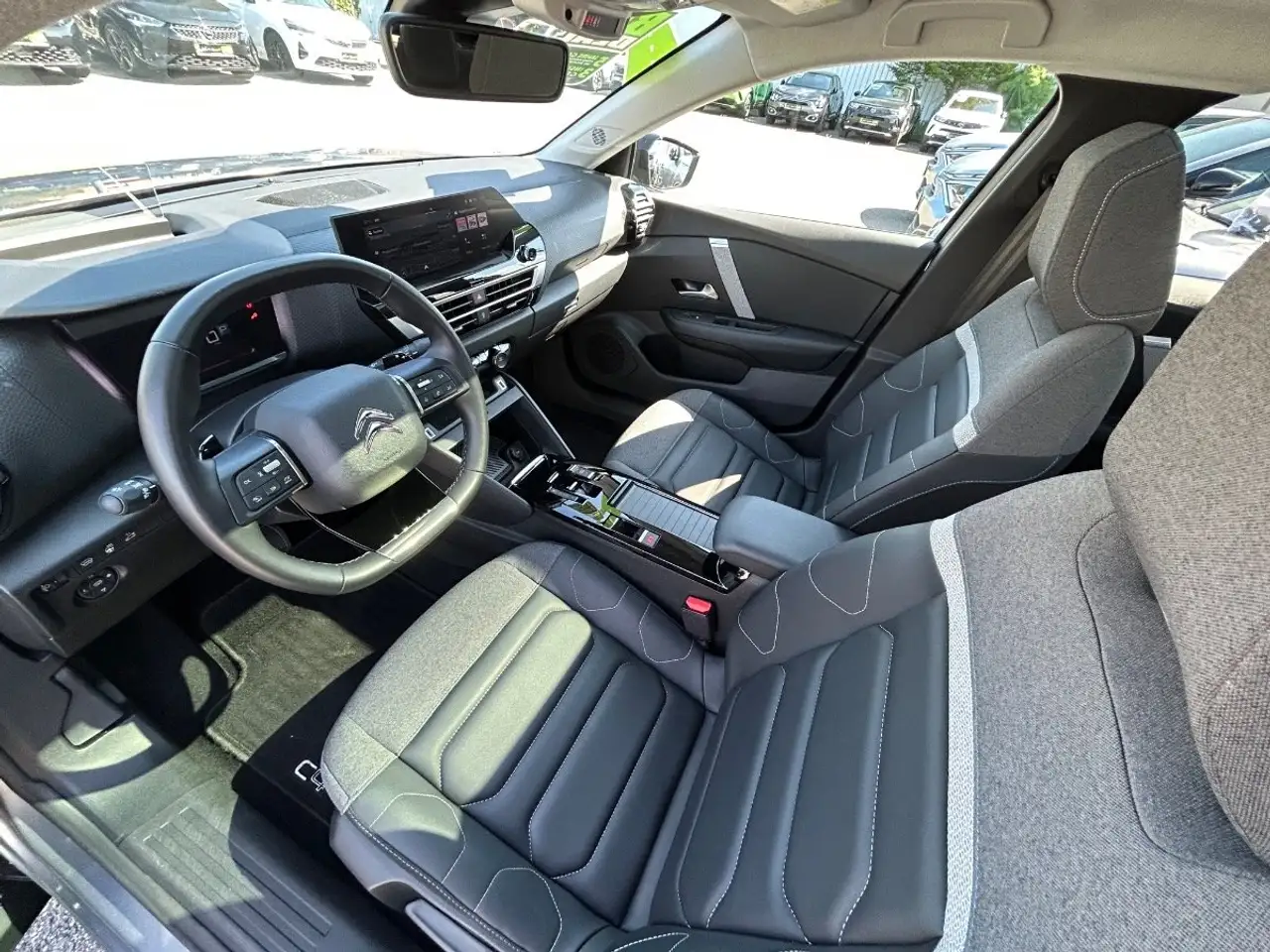Citroen C4 X 1.2 PureTech 130 Max LED+Navi+2xKlima+Kam. — Vehicle gallery 14