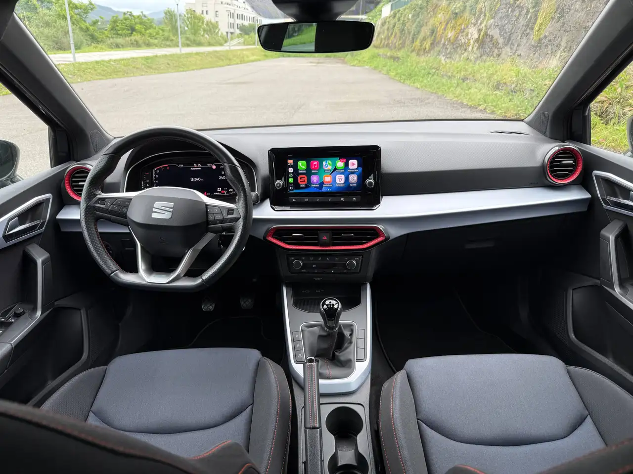 SEAT Arona Arona 1.0 TSI S — Galerie du véhicule 9