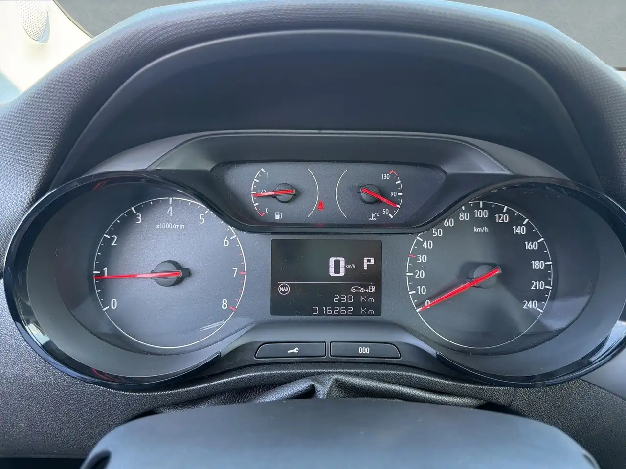 Opel Crossland X Crossland 1.2 T AT 130°RFK/PDC/LHZ/SHZ/2-Z-KLIMA — معرض صور السيارة 17