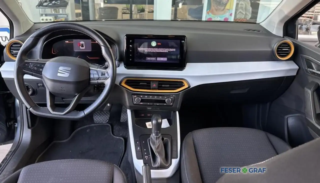 SEAT Arona Style 1.0 TSI DSG NAVI,FULL LINK, SHZ — Vehicle gallery 5