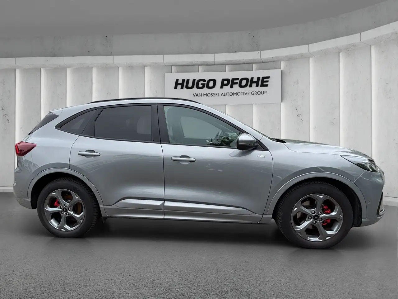 Ford Kuga ST-Line X Aut.*PANO*AHK*360GRAD*LED-MATRIX*NAVI*GR — Galería del vehículo 6