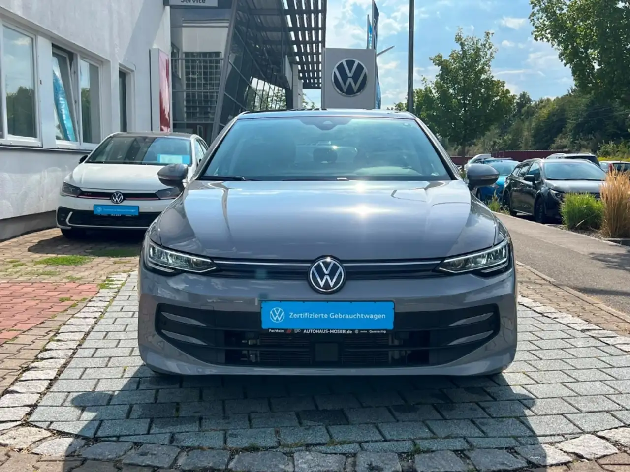 Volkswagen Golf 1.5TSI Life - PANO*APP*ASSIST*CLIMATRONIC*1HD!!! — معرض صور السيارة 2