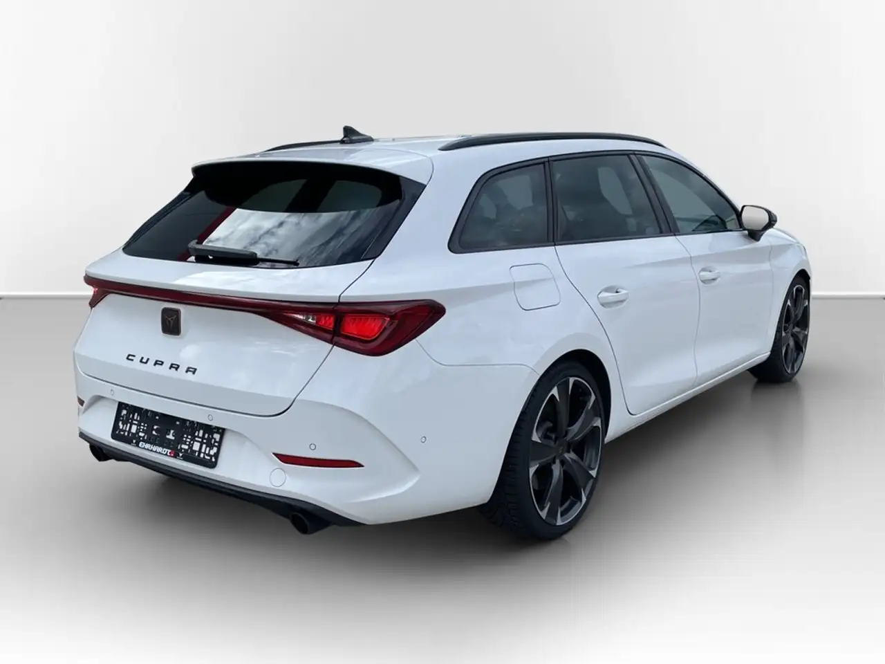 CUPRA Leon Sportstourer 2.0 TSI DSG VZ DCC VIRTUAL*LED*NAV... — Galería del vehículo 6