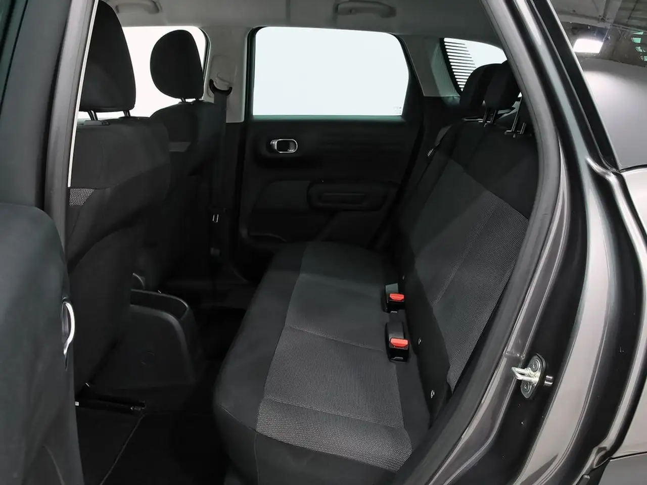 Citroen C3 Aircross PureTech 81kW (110CV) Plus — معرض صور السيارة 9
