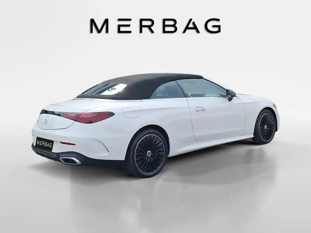 Mercedes-Benz CLE 180 Cabriolet AMG Advanced Night !!12 km!! — Vehicle gallery 5