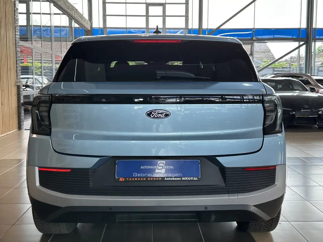 Ford Explorer Premium Pano Leder Memory 360Cam ACC — Vehicle gallery 6