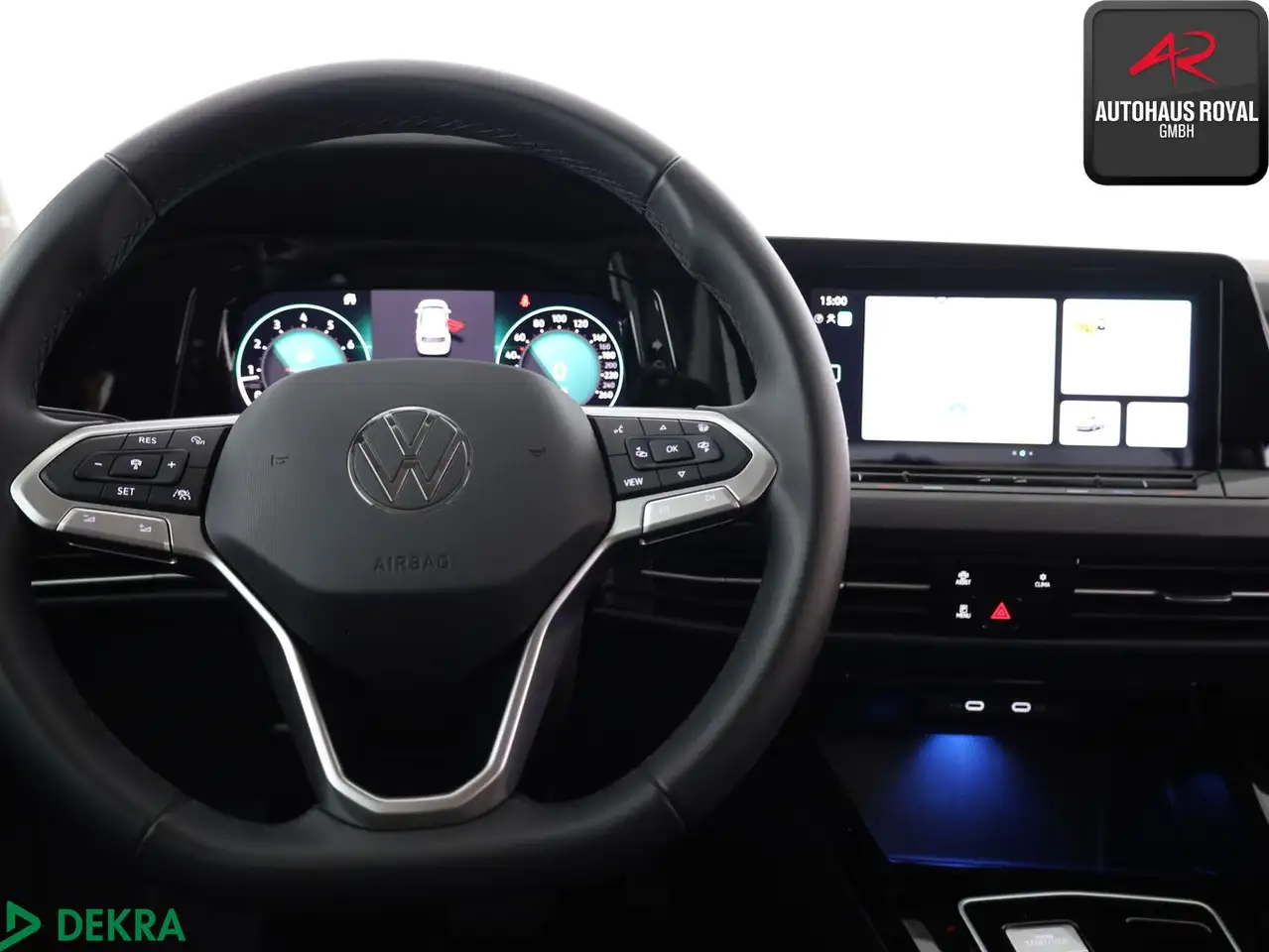 Volkswagen Golf VIII 1.5 eTSI STYLE MASSAGE,MEMORY,ACC,1.HD — معرض صور السيارة 15