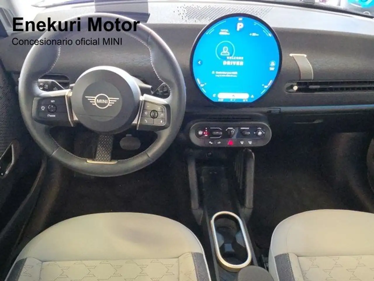 MINI Cooper E Essential — معرض صور السيارة 7