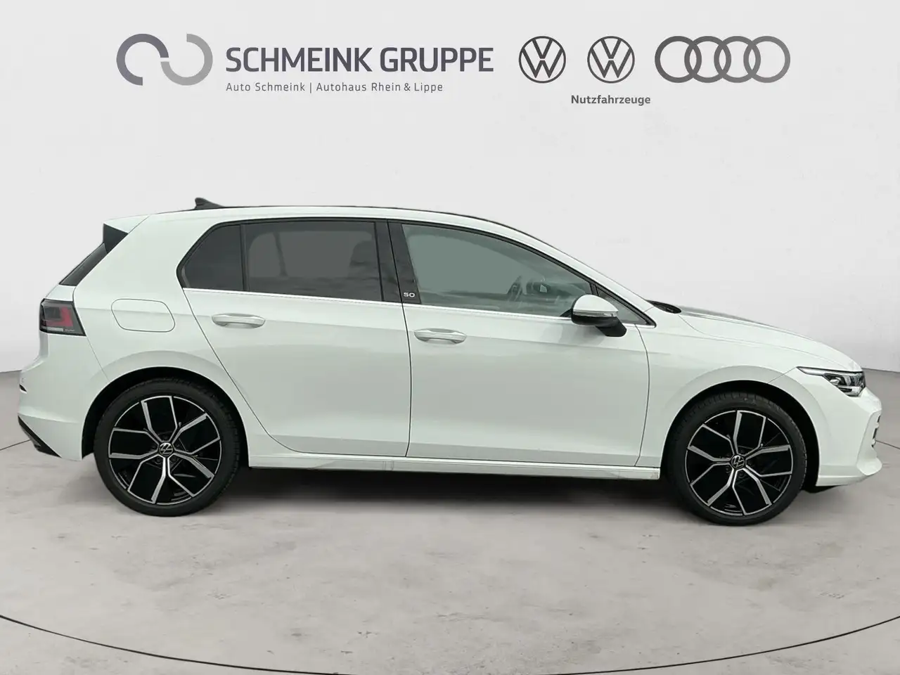 Volkswagen Golf VIII Style 1.5 TSI Head-Up Keyless AHK Pano — معرض صور السيارة 6