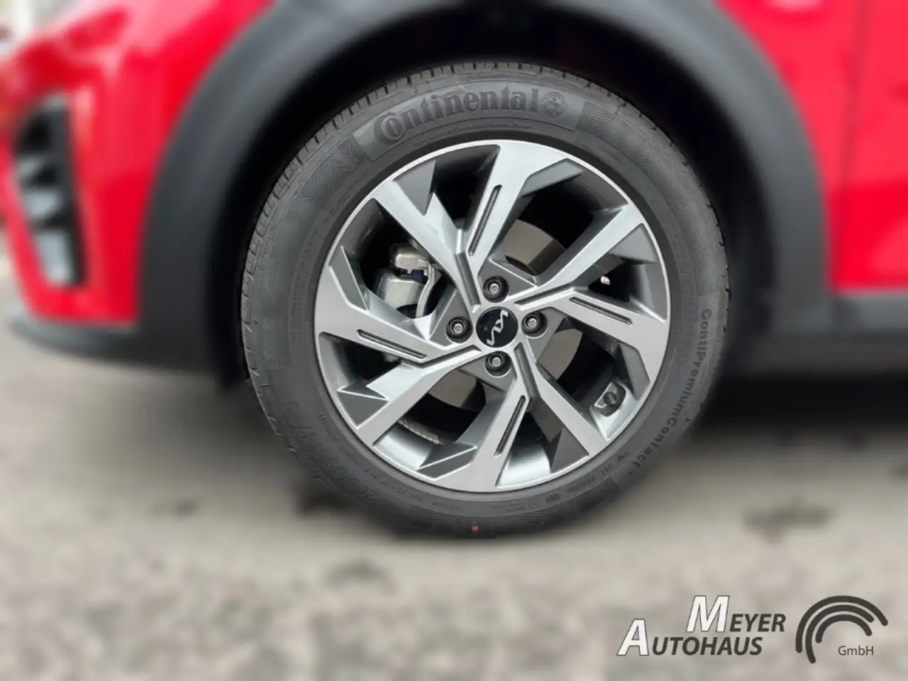 Kia Stonic 1.0T-GDI GT-line 120 48V Technologie-Paket+Sitzhe — معرض صور السيارة 4