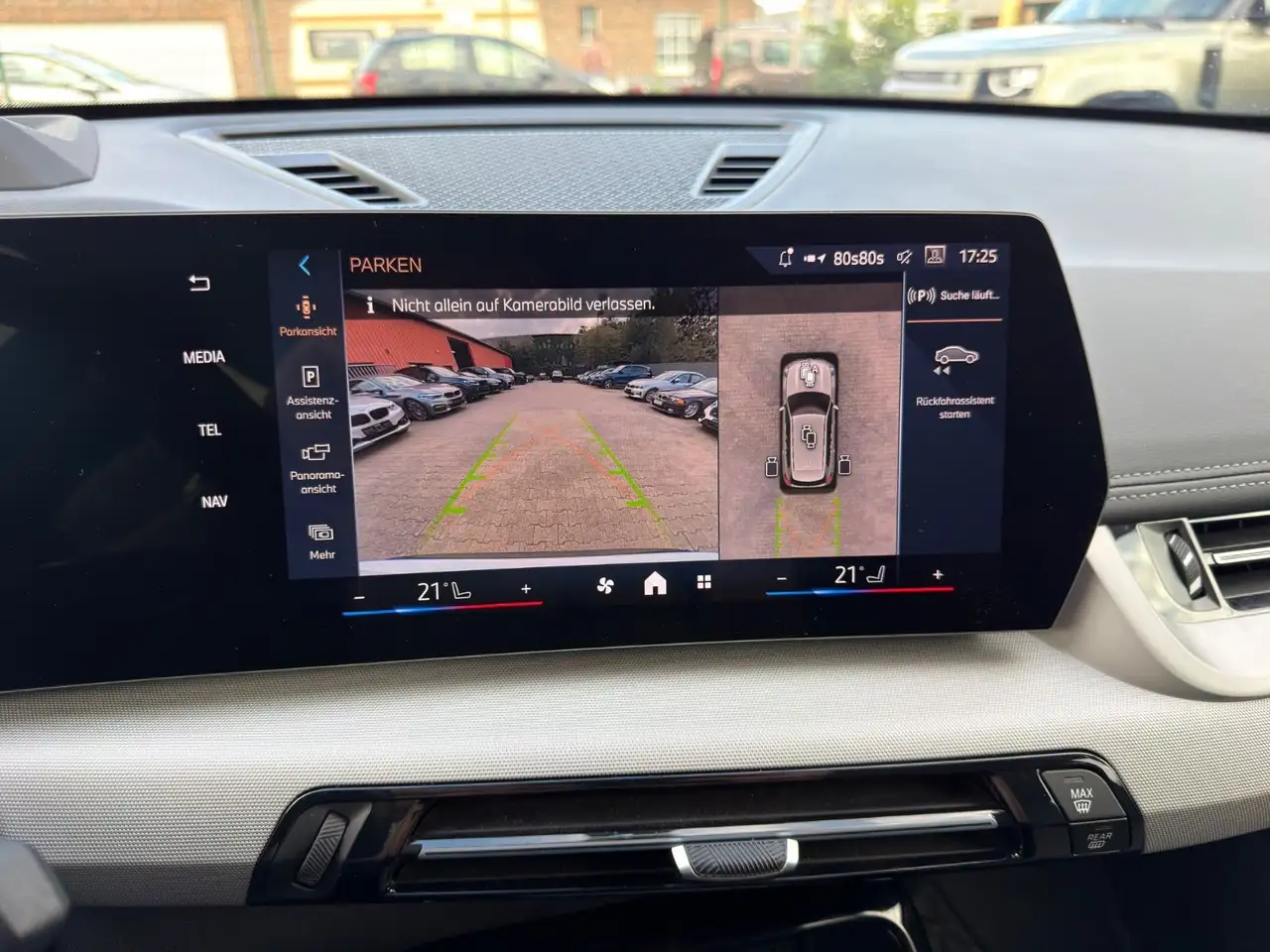 BMW iX1 20 eDrive Keyless/360/Navi/LED/Head-Up — Galerie du véhicule 26