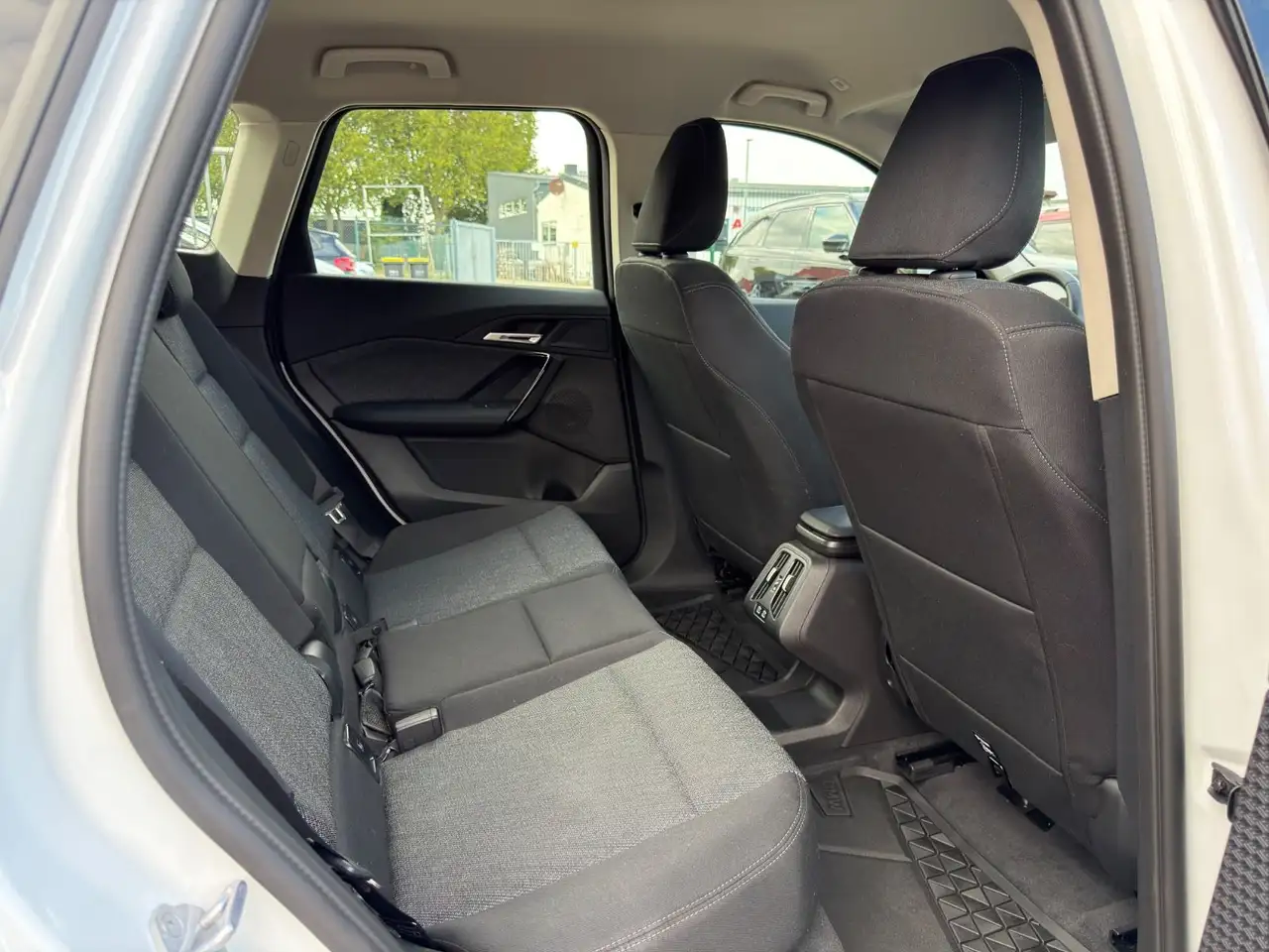 BMW iX1 20 eDrive Keyless/360/Navi/LED/Head-Up — Galerie du véhicule 21