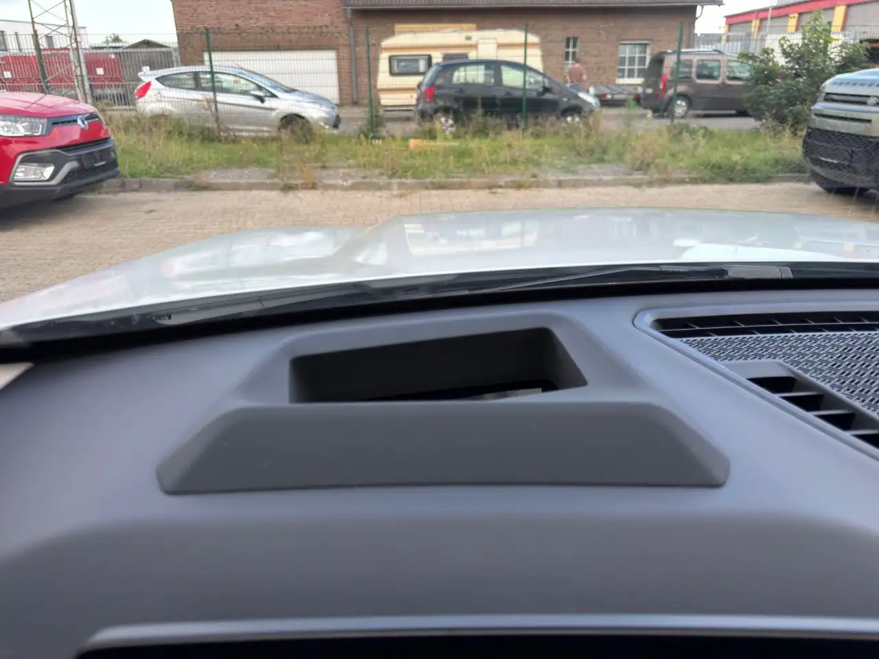 BMW iX1 20 eDrive Keyless/360/Navi/LED/Head-Up — Galerie du véhicule 27
