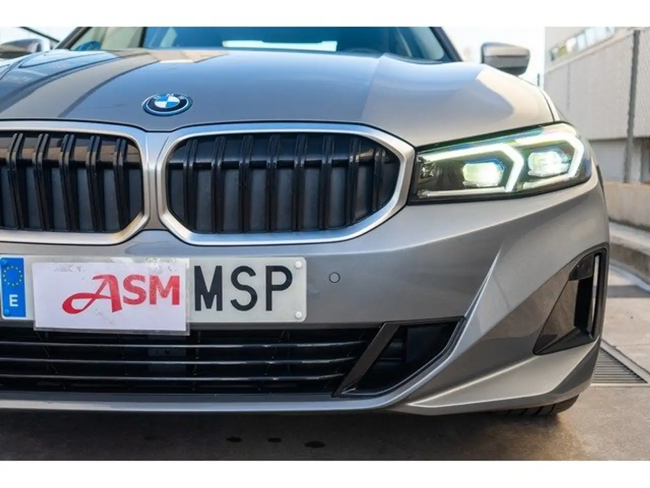 BMW 320 320e — معرض صور السيارة 34