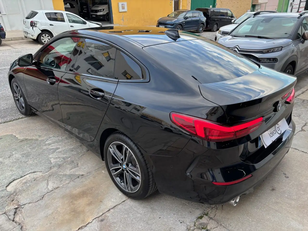 BMW 218 218dA Gran Coupé Sport — معرض صور السيارة 3