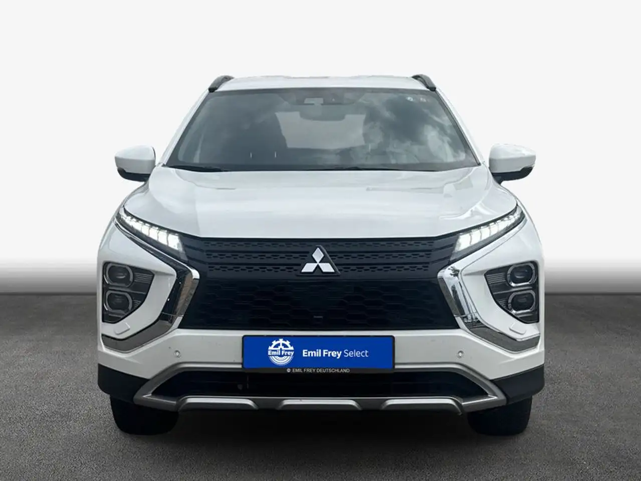 Mitsubishi Eclipse Cross Plug-In Hybrid 4WD Plus — معرض صور السيارة 3