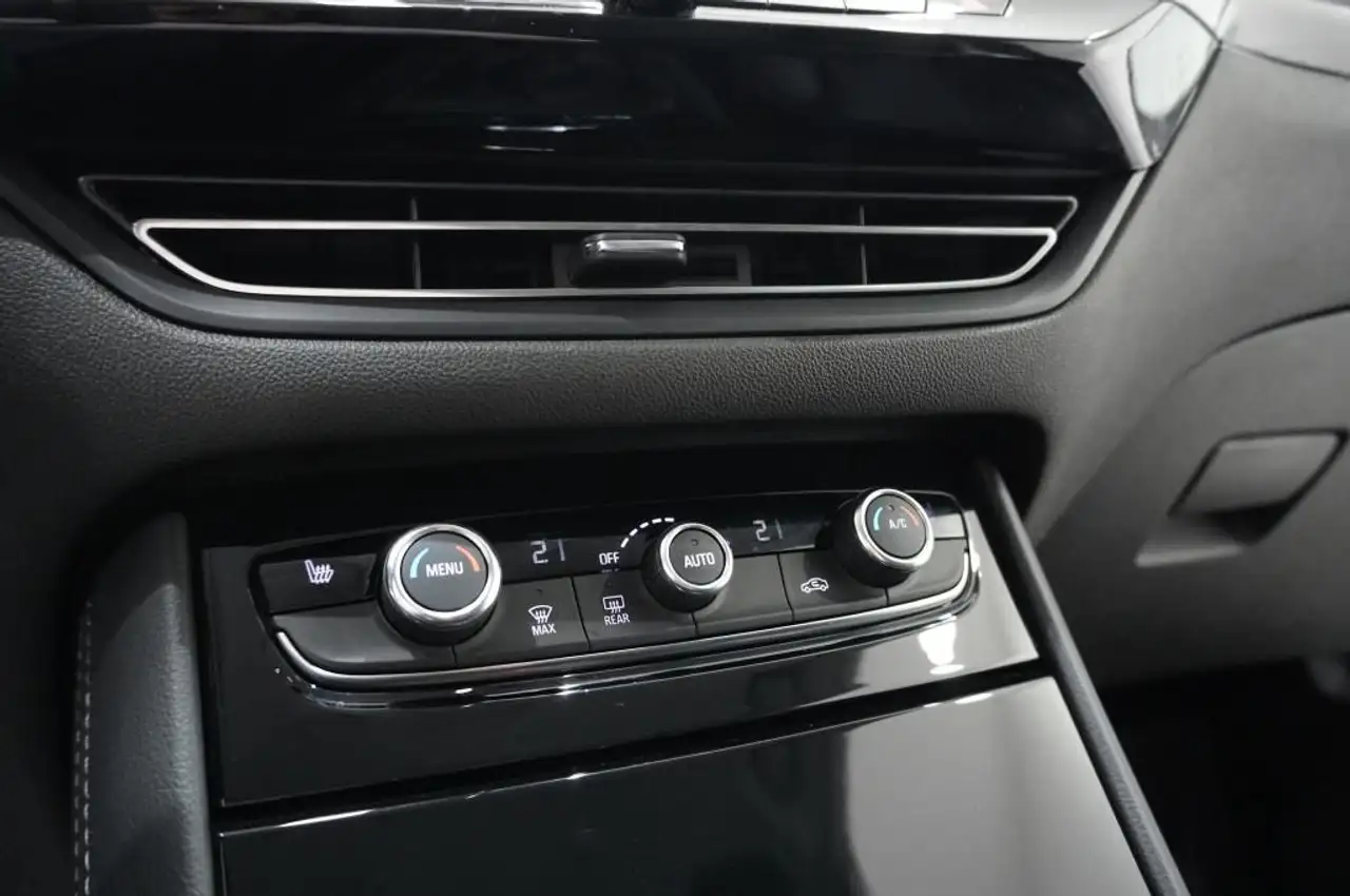 Opel Grandland X 1.2 Turbo 130 GS Line Navi/Leder/LED — Vehicle gallery 16