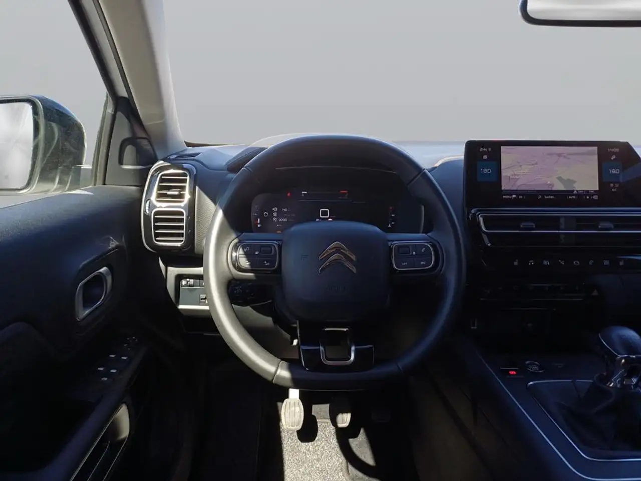 Citroen C5 Aircross PureTech 130 Plus — Galería del vehículo 13