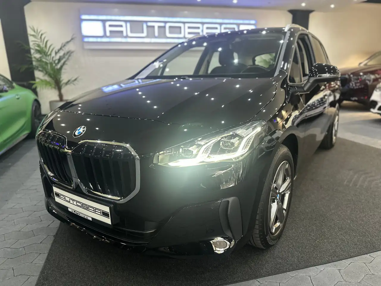 BMW 218 Active Tourer LUXURY*ACC*KAM*AMBIENTE*8-FACH — Vehicle gallery 7