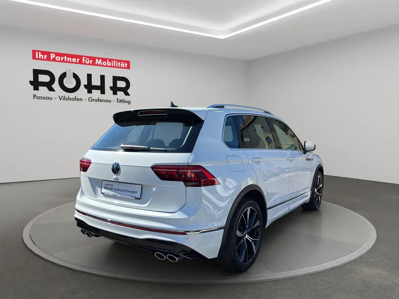 Volkswagen Tiguan R 2.0 TSI 4M ACC LED Matrix Navi PDC SHZ — معرض صور السيارة 5