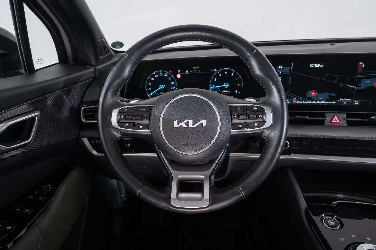 Kia Sportage Nightline Edition 1.Hand Pano — Galería del vehículo 13