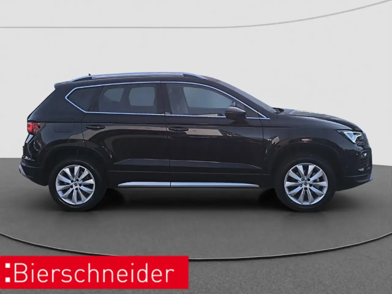 SEAT Ateca 1.5 TSI DSG Xperience NAVI RFK PARK-ASSIST — Vehicle gallery 9