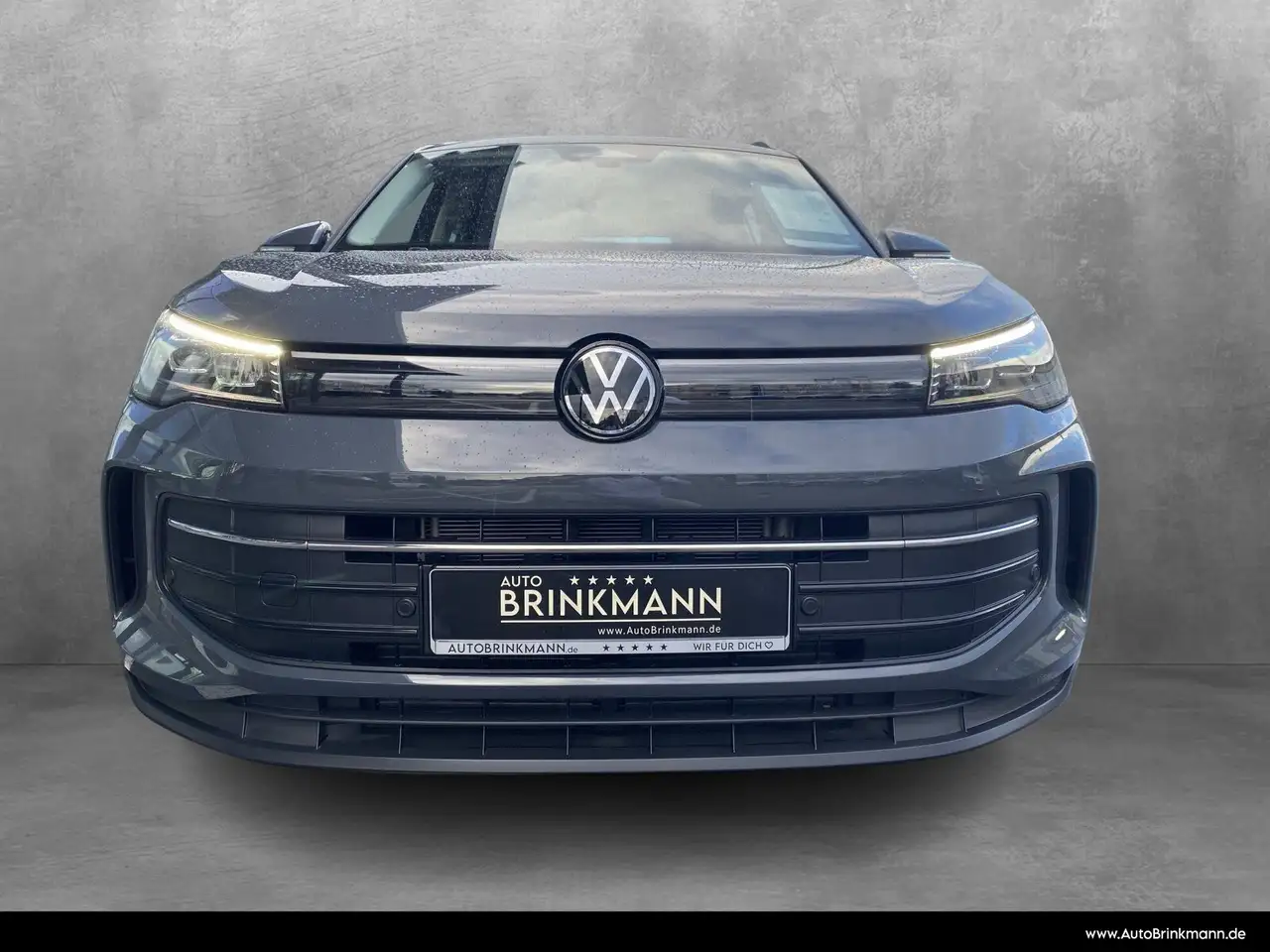 Volkswagen Tiguan Tiguan 1.5 eTSI Life SHZ/L-R Sensor/Dachrel. — Vehicle gallery 2