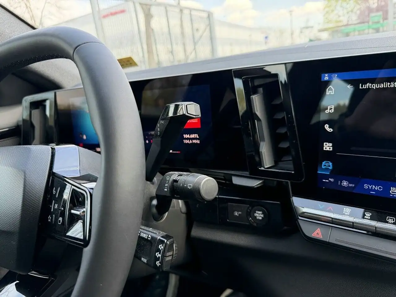 Renault Austral Evolution KAM SHZ CARPLAY KEYLESS — معرض صور السيارة 9