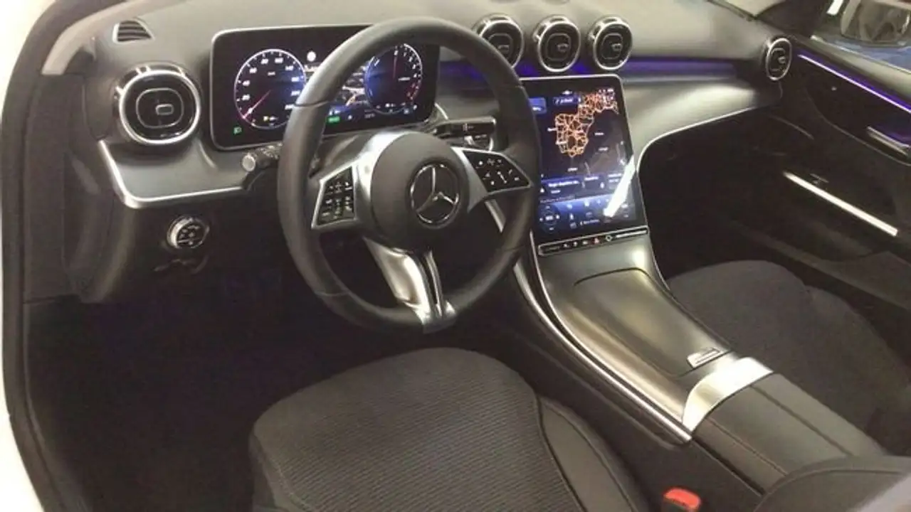 Mercedes-Benz C 300 d e — Galería del vehículo 6
