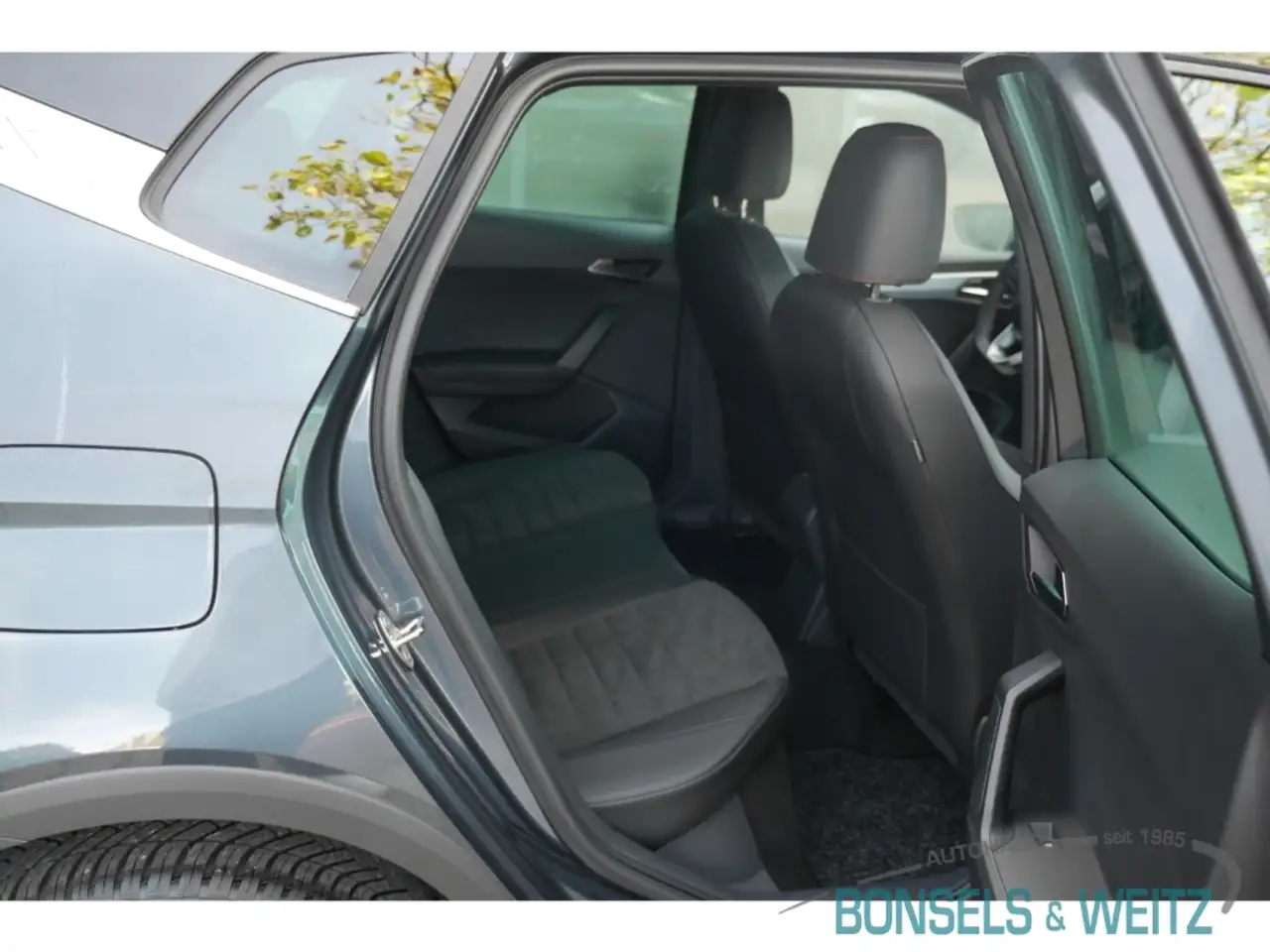 SEAT Arona 1.0 TSI FR OPF — معرض صور السيارة 6