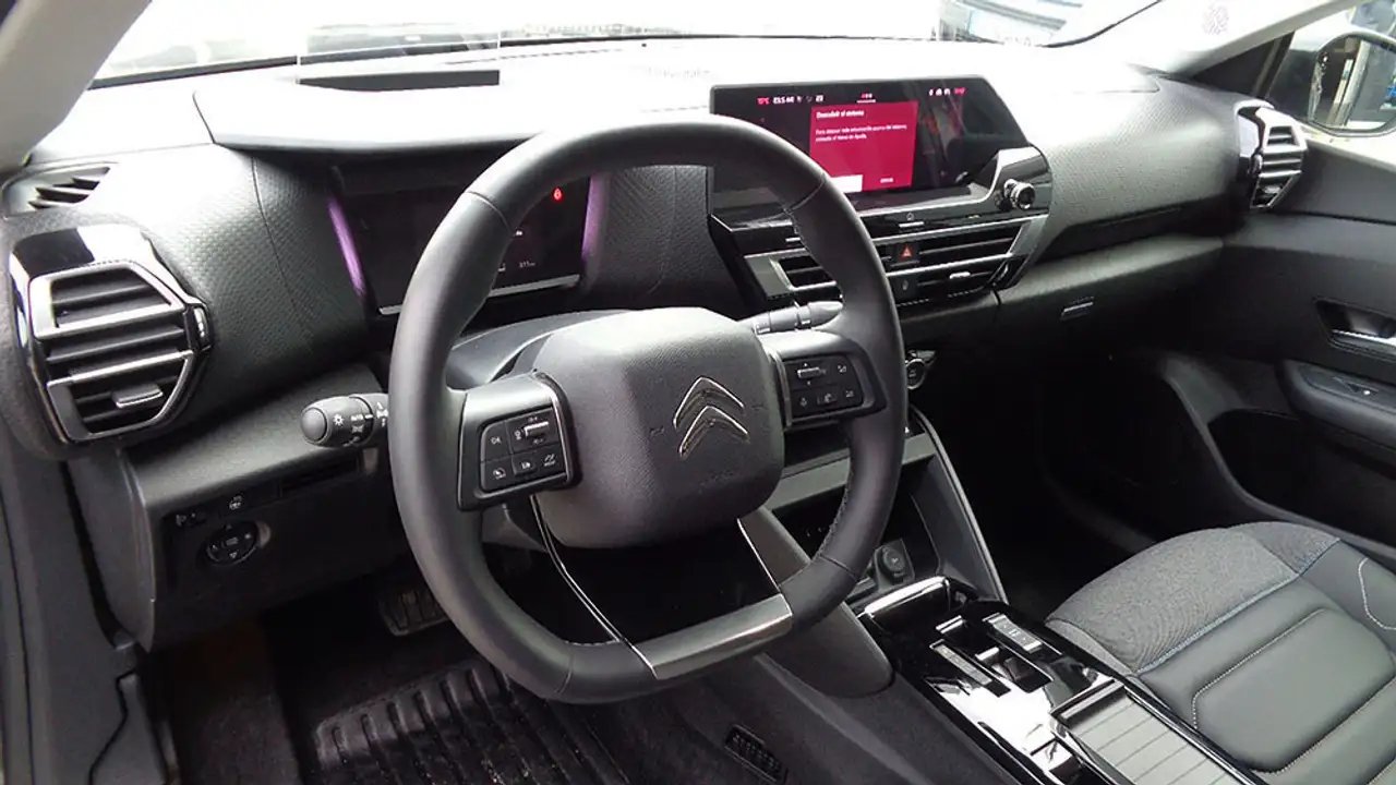Citroen C4 E- ELECTRIC SHINE — Vehicle gallery 12