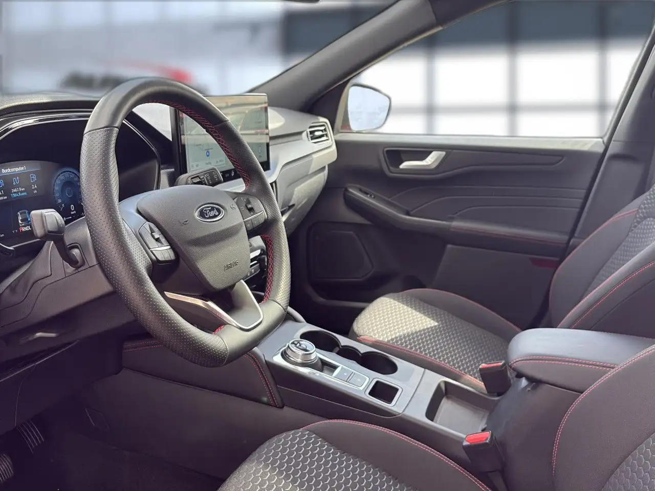 Ford Kuga ST-Line 2.5 Plug-In Hybrid Bluetooth Navi LED — Galerie du véhicule 12