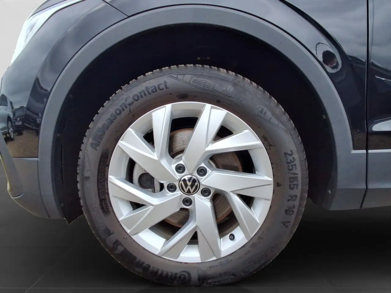 Volkswagen Tiguan Allspace 2.0 TSI 4M LIFE PANO LM18 SITZHZ — Vehicle gallery 7