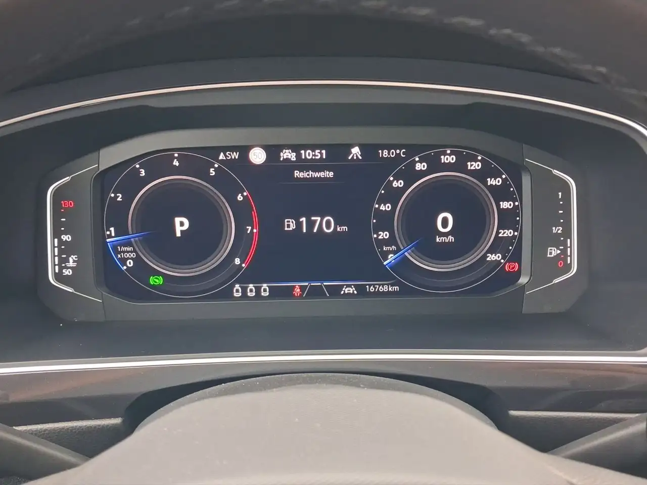 Volkswagen Tiguan Allspace 2.0 TSI 4M LIFE PANO LM18 SITZHZ — Vehicle gallery 10