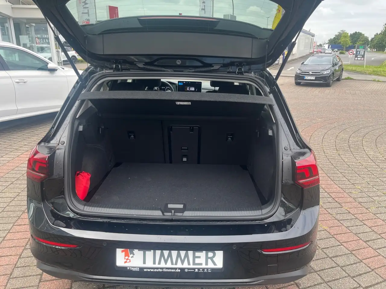 Volkswagen Golf LIFE 1.5 TSI 115PS *SHZ*CARPLAY*LED*NAV*KLIMA — Vehicle gallery 16