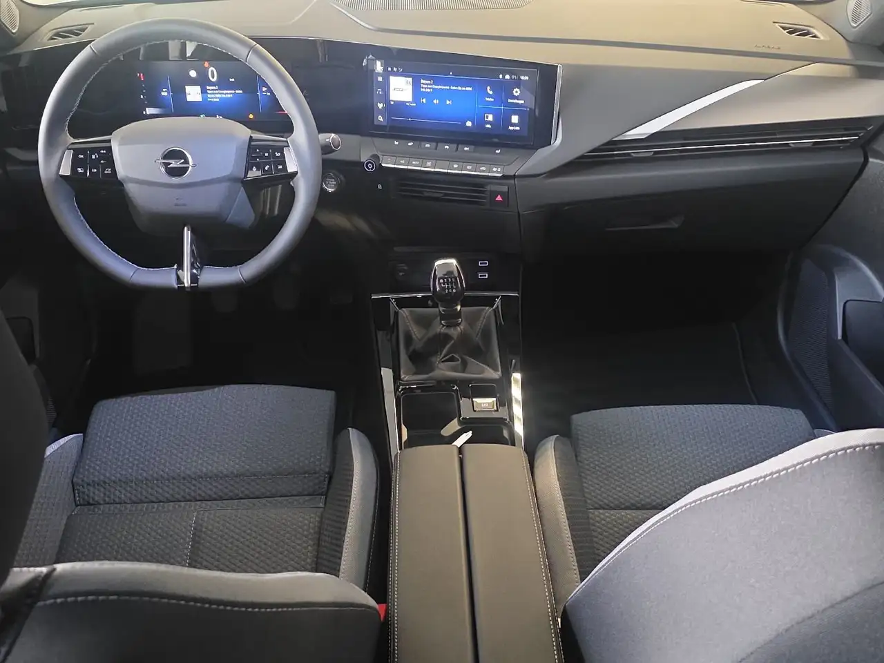 Opel Astra L ST 1.2 Turbo Enjoy *LED*Sitzheizung*PDC* — Galerie du véhicule 11