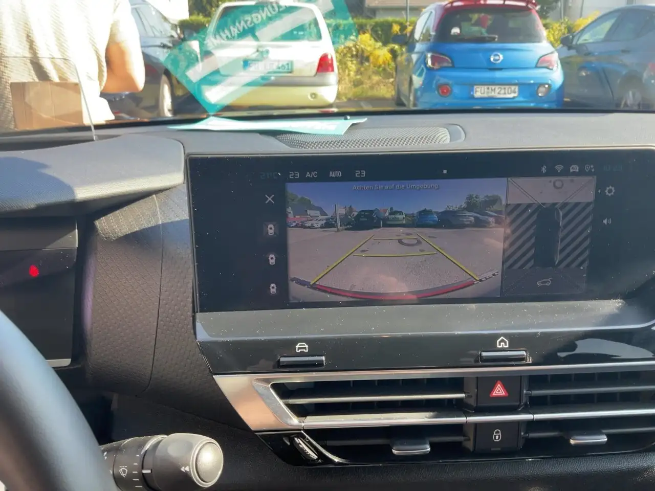 Citroen C4 1.2 PureTech 130 Max LED+Navi+SHZ+2xKlima+LM — Galerie du véhicule 13