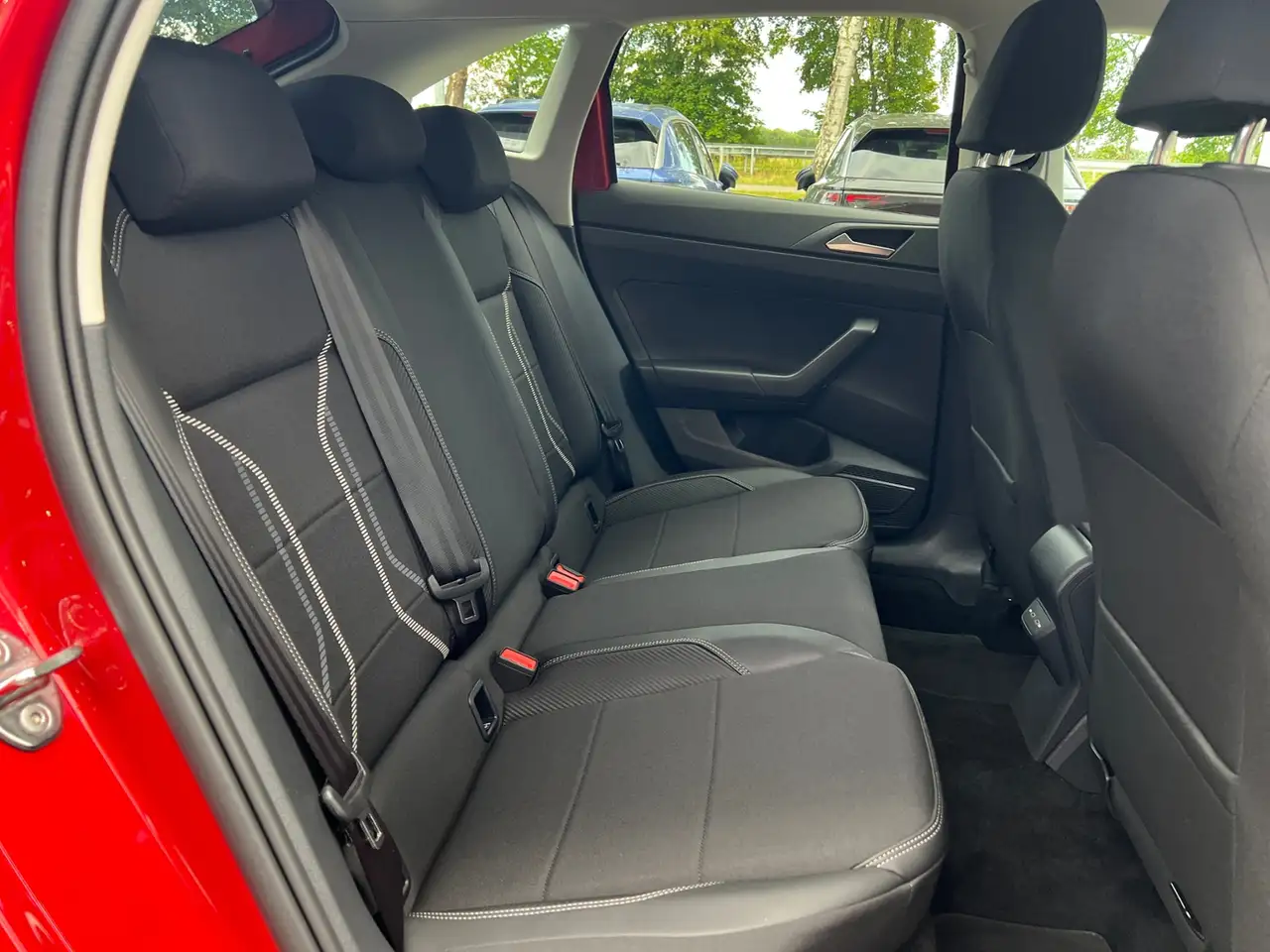 Volkswagen Taigo Style 1.0 TSI DSG *IQ.Light,ACC,Navi,PDC,17''-LM* — Vehicle gallery 9