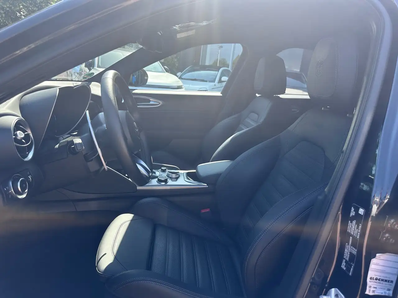Alfa Romeo Giulia Veloce Q4 — معرض صور السيارة 8