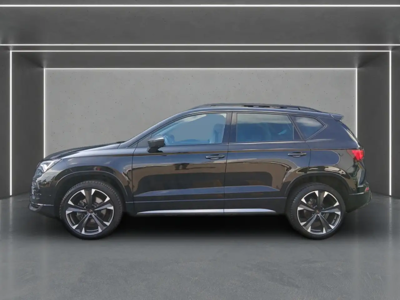 CUPRA Ateca 1.5 TSI DSG *R-CAM*GRA*LED*NAV*SHZ* — معرض صور السيارة 5