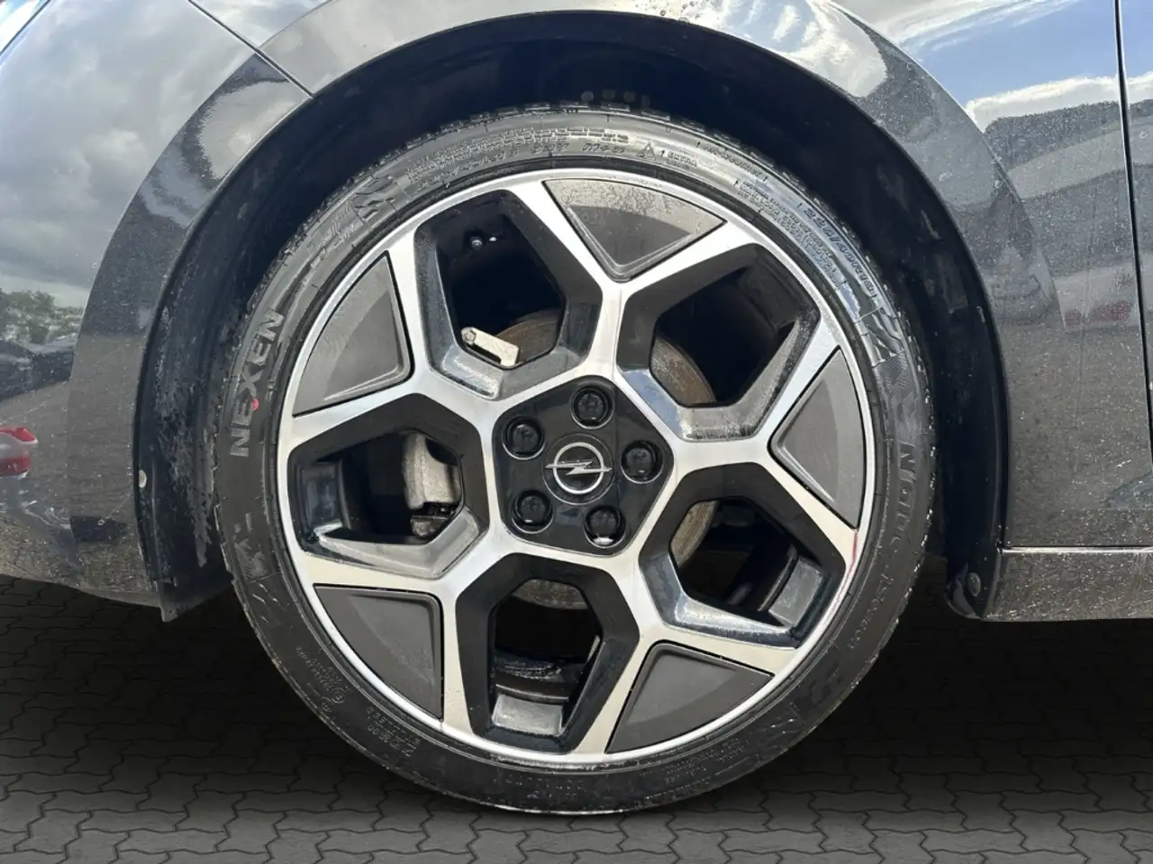 Opel Astra 1.2Turbo Ultimate Glasdach ACC HUD 360°18'' — معرض صور السيارة 19