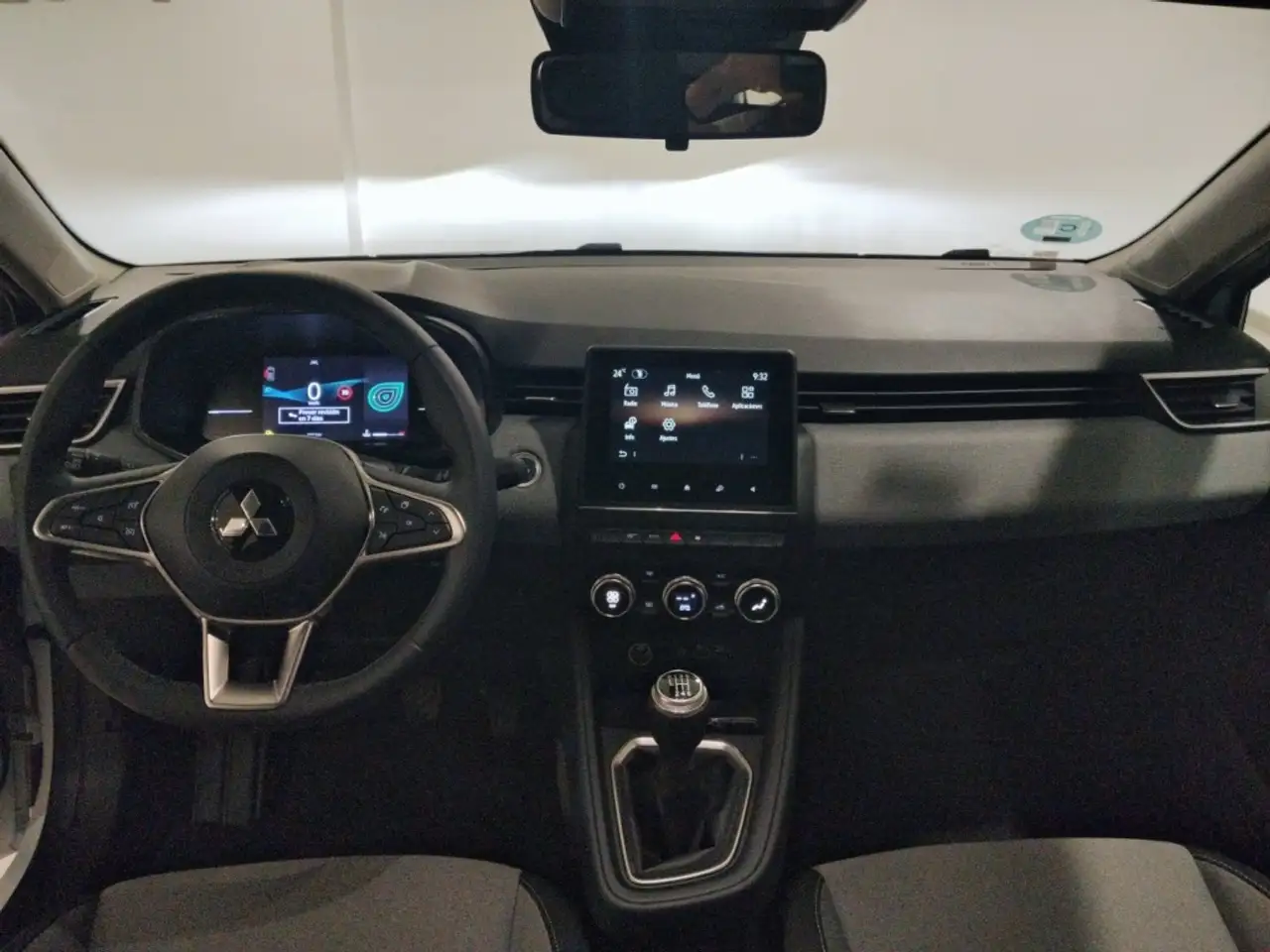 Mitsubishi Colt Pequeño Manual de 5 Puertas — معرض صور السيارة 12