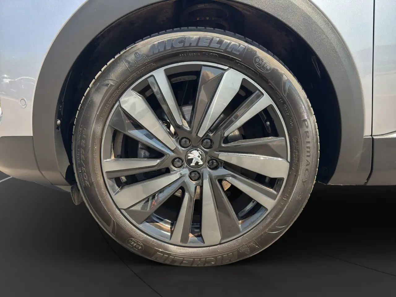 Peugeot 3008 GT PT130 EAT8 Schiebedach Kamera ACC PDC SH — Vehicle gallery 11