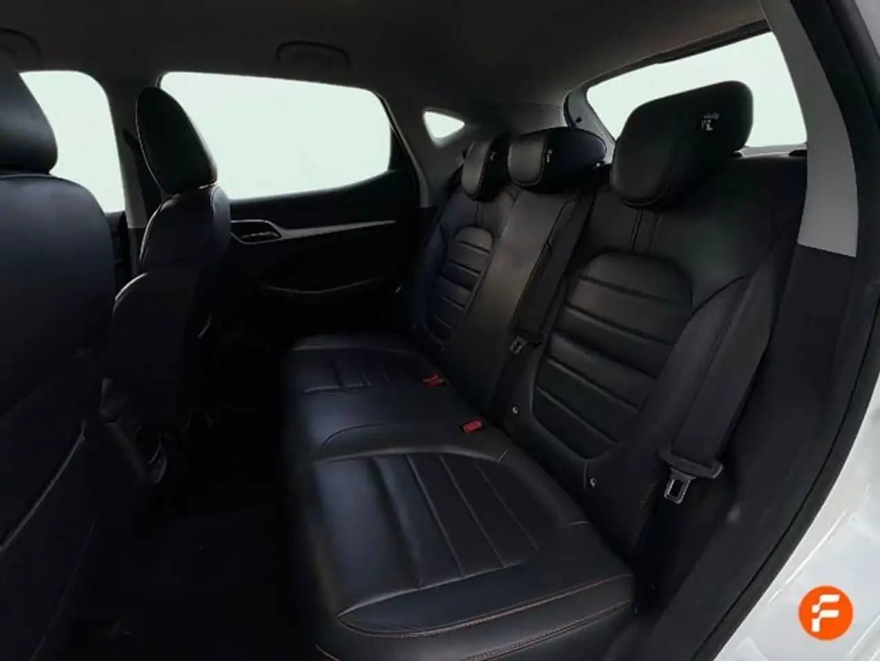 MG ZS 1.5 Luxury — Galería del vehículo 19